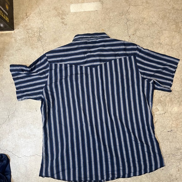 Vintage wrangler pearl snap button down - Picture 5 of 8